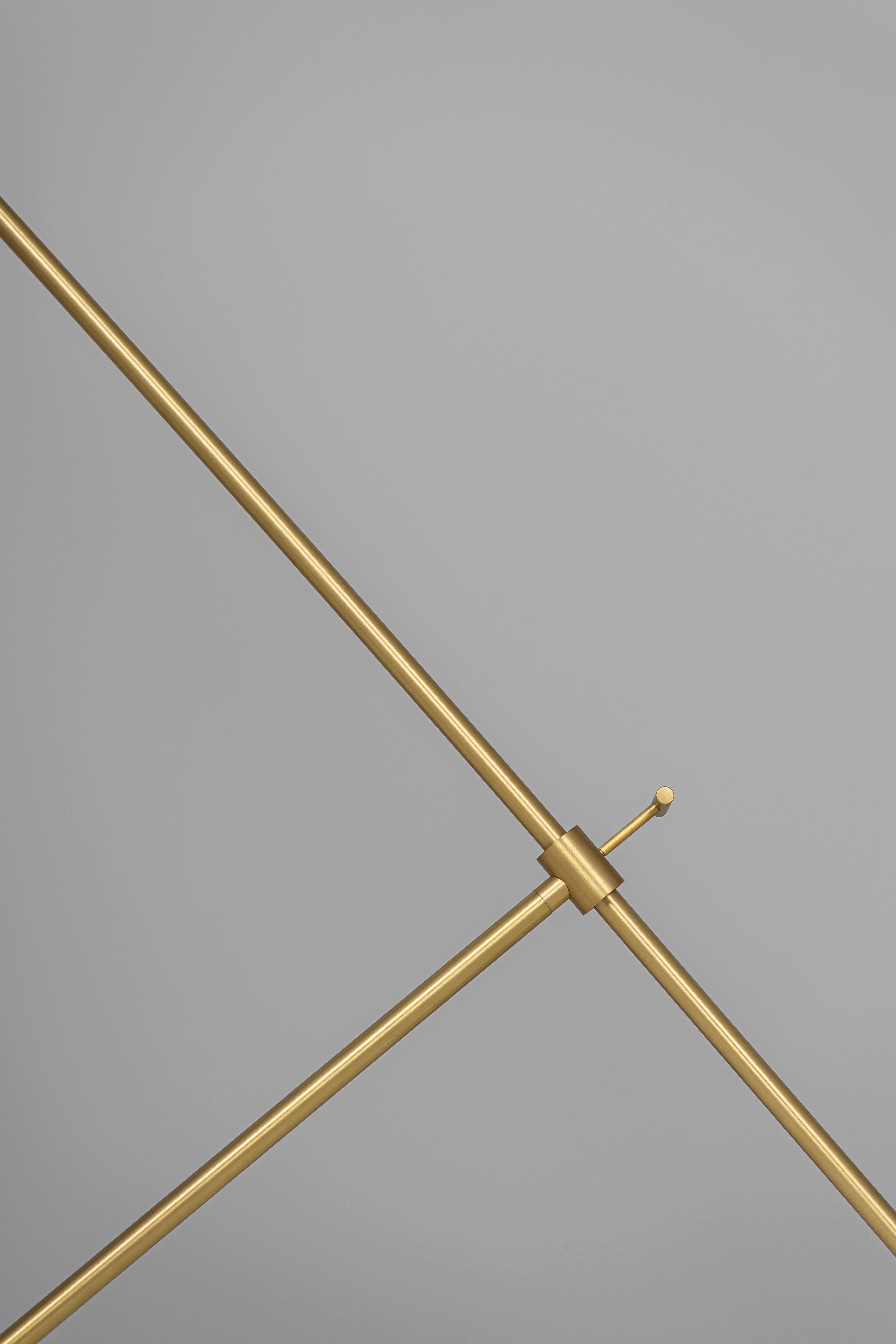 Schwung Zosia Burnished Brass Transparent Globe Floor Lamp